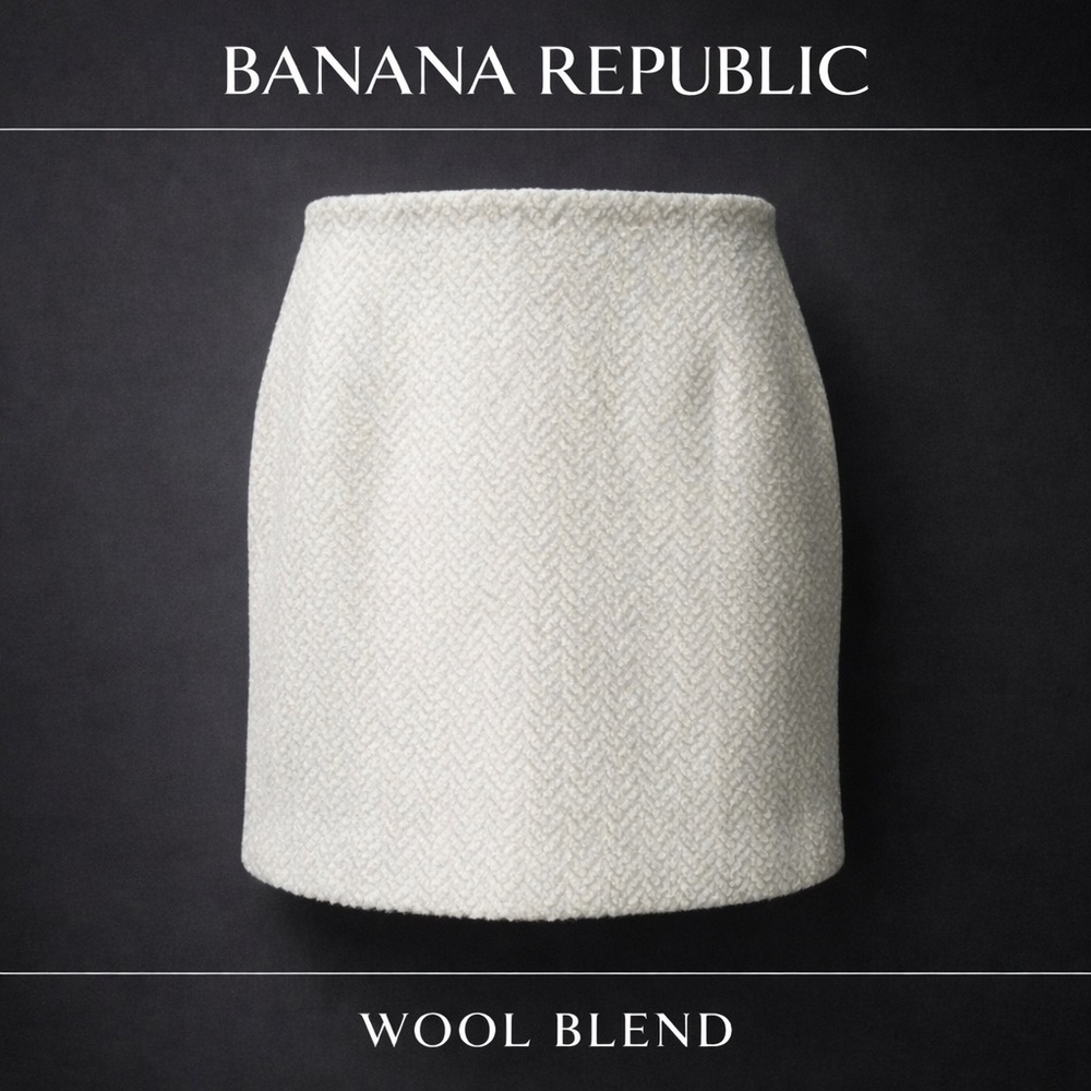 Wool Blend Banana Republic Heritage Collection Bouclé Mini Skirt – Size 2